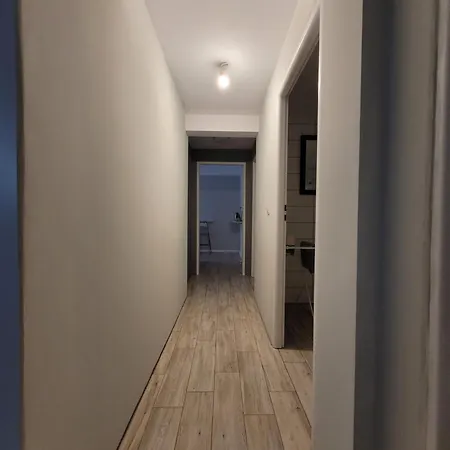 民宿 3rooms Wrzeszcz 格但斯克